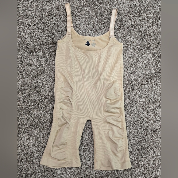 Heavenly Shapewear Nude Seamless Firm Compression Long Leg Control Bodysuit 2X - Picture 1 of 4